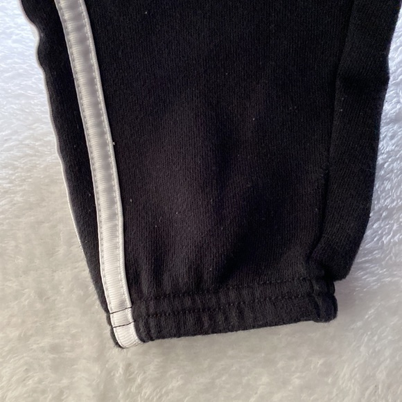 Adidas toddler joggers (4T) - Picture 5 of 10